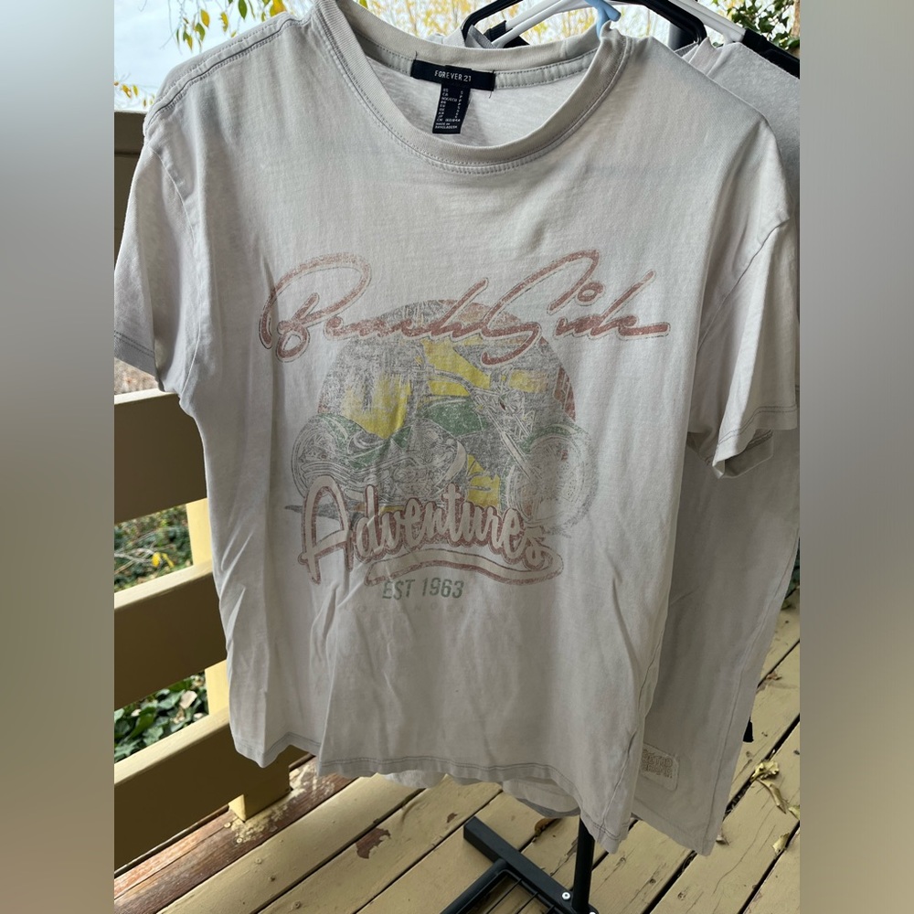 White t shirt bundle ( 4 pack)